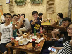 松桃烧烤加盟,学烧烤技术,开烧烤店多少钱疯狂烤翅加盟